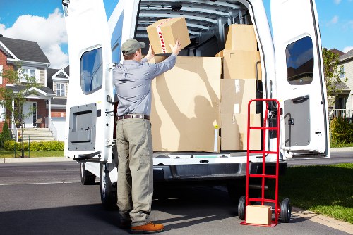 Hackney moving truck transport for home and office moves