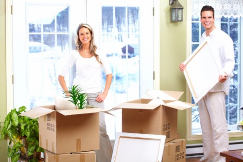 Removals Hackney team following safe handling procedures